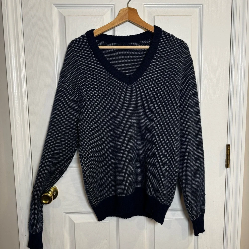 Vintage Made in USA Navy Birdseye Knit V-Neck Sweater Men’s L Late 80s/Early 90s